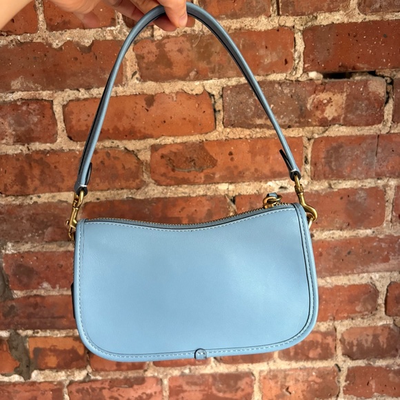 Blue COACH Swinger 20 with Leather Embroidery - Picture 5 of 10